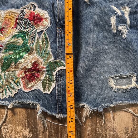 Zara Trafaluc denim Distressed skirt 8 Distressed sequence Floral Appliqué Patch - Picture 4 of 7